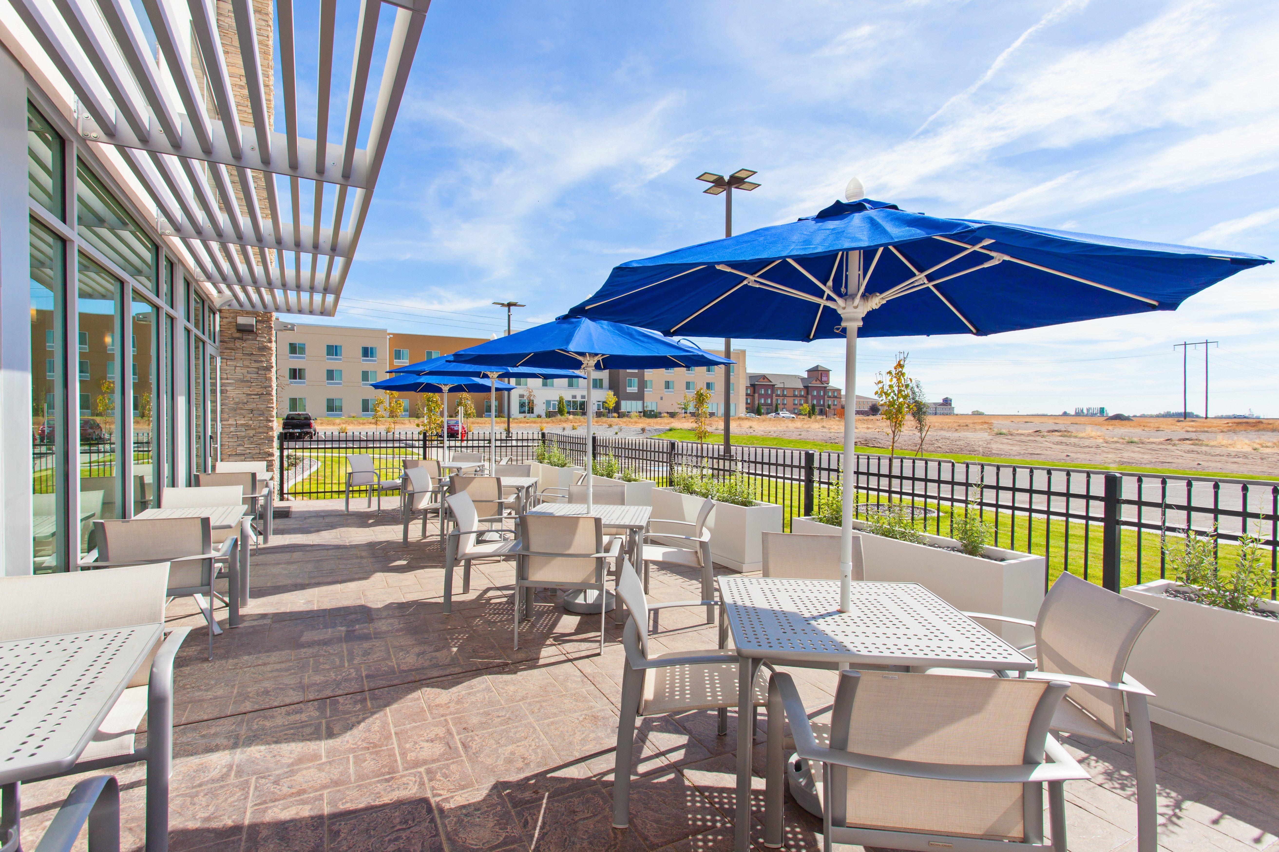 Holiday Inn Express & Suites - Moses Lake By Ihg Exterior foto